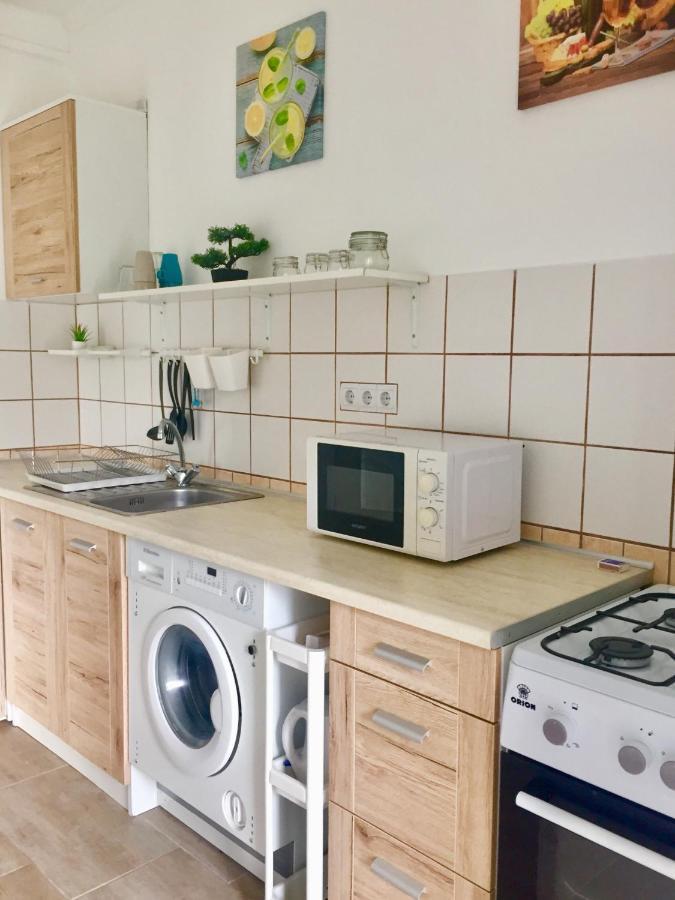 Lelle-kert Apartman 01 Balatonlelle Eksteriør bilde